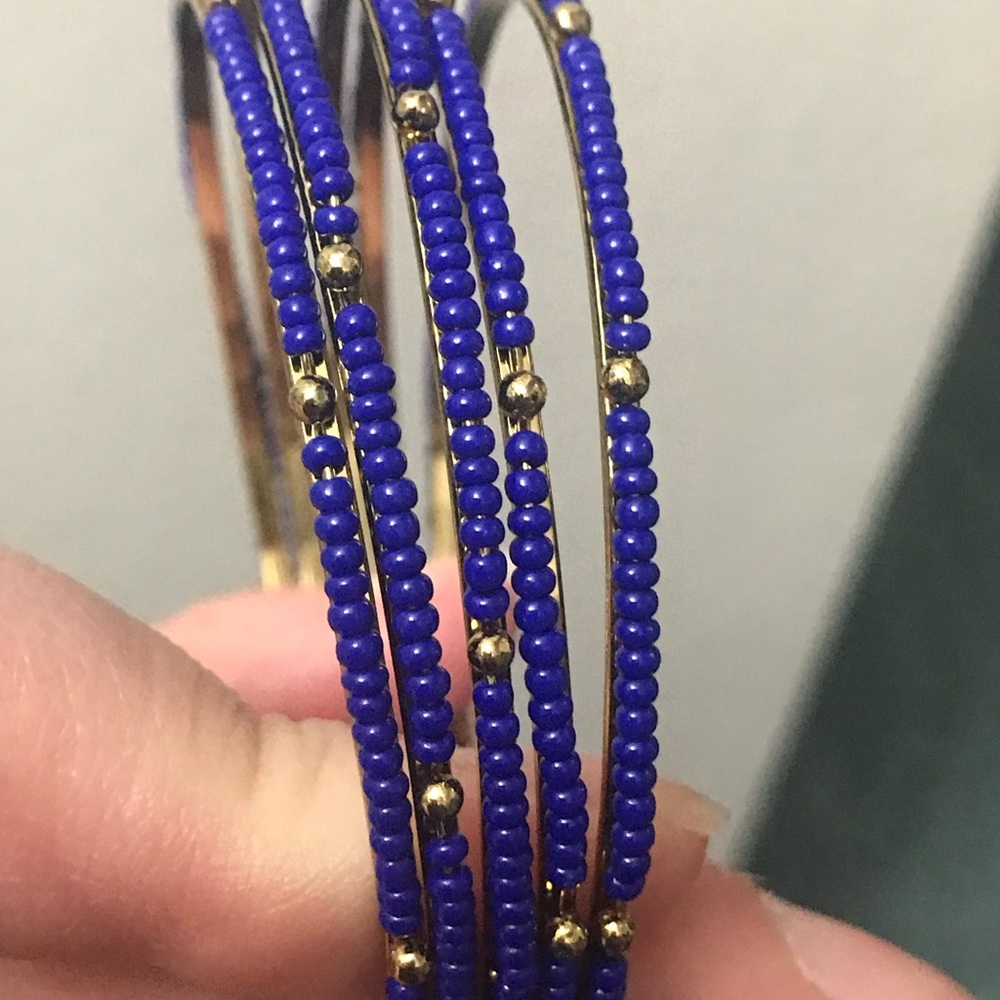 Amrita Singh bangle set